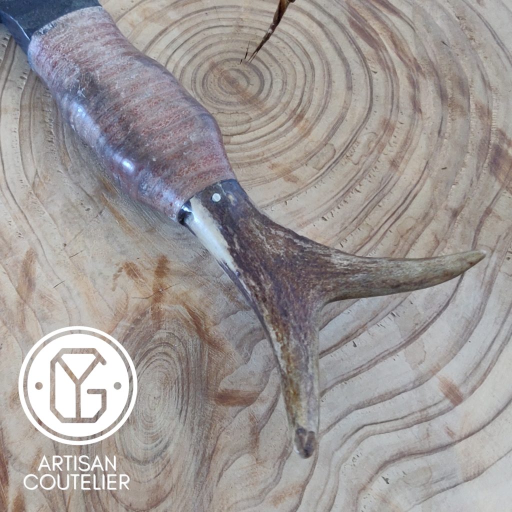 couteau-forge-C70-cuir-chevreuil